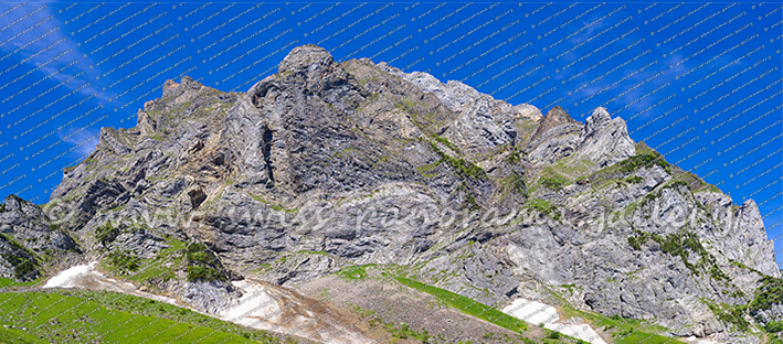 Gebirgsfaltung der Gitshen Südwand Gitschenberg Schweizer Alpenpanorama